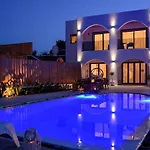 Beautiful Santorini 3 Bedrooms Phos Private Pool & Seaviews Vila Karterados (Santorini)