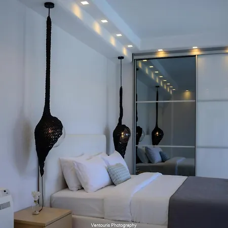 Beautiful Santorini 3 Bedrooms Phos Private Pool Lovely Sea View Exo Gialos Villa *