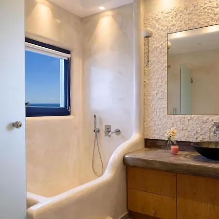 Villa Beautiful Santorini 3 Bedrooms Phos Private Pool Lovely Sea View Exo Gialos Karterados (Santorini)