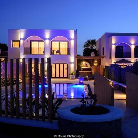 Beautiful Santorini 3 Bedrooms Phos Private Pool&lovely Sea View Exo Gialos Villa Karterados (Santorini)