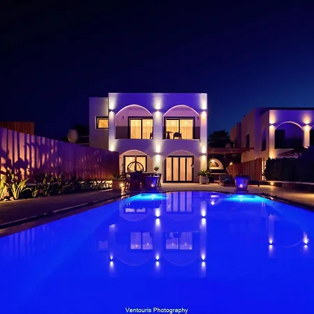 Beautiful Santorini 3 Bedrooms Phos Private Pool&lovely Sea View Exo Gialos Villa