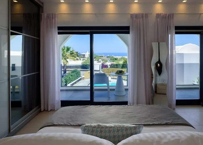 Beautiful Santorini 3 Bedrooms Phos Private Pool & Seaviews Vila Karterados (Santorini)